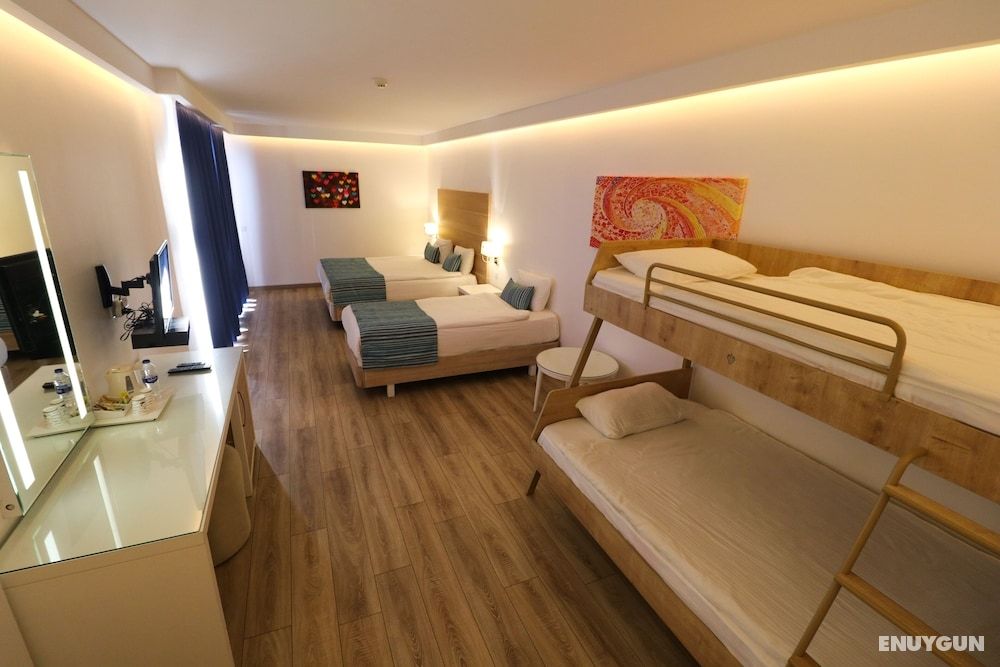 Standard Large Room With Bunkbed