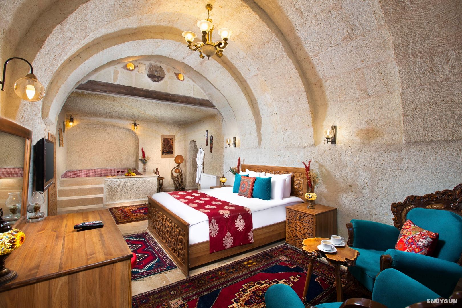 Deluxe Suite, Pool