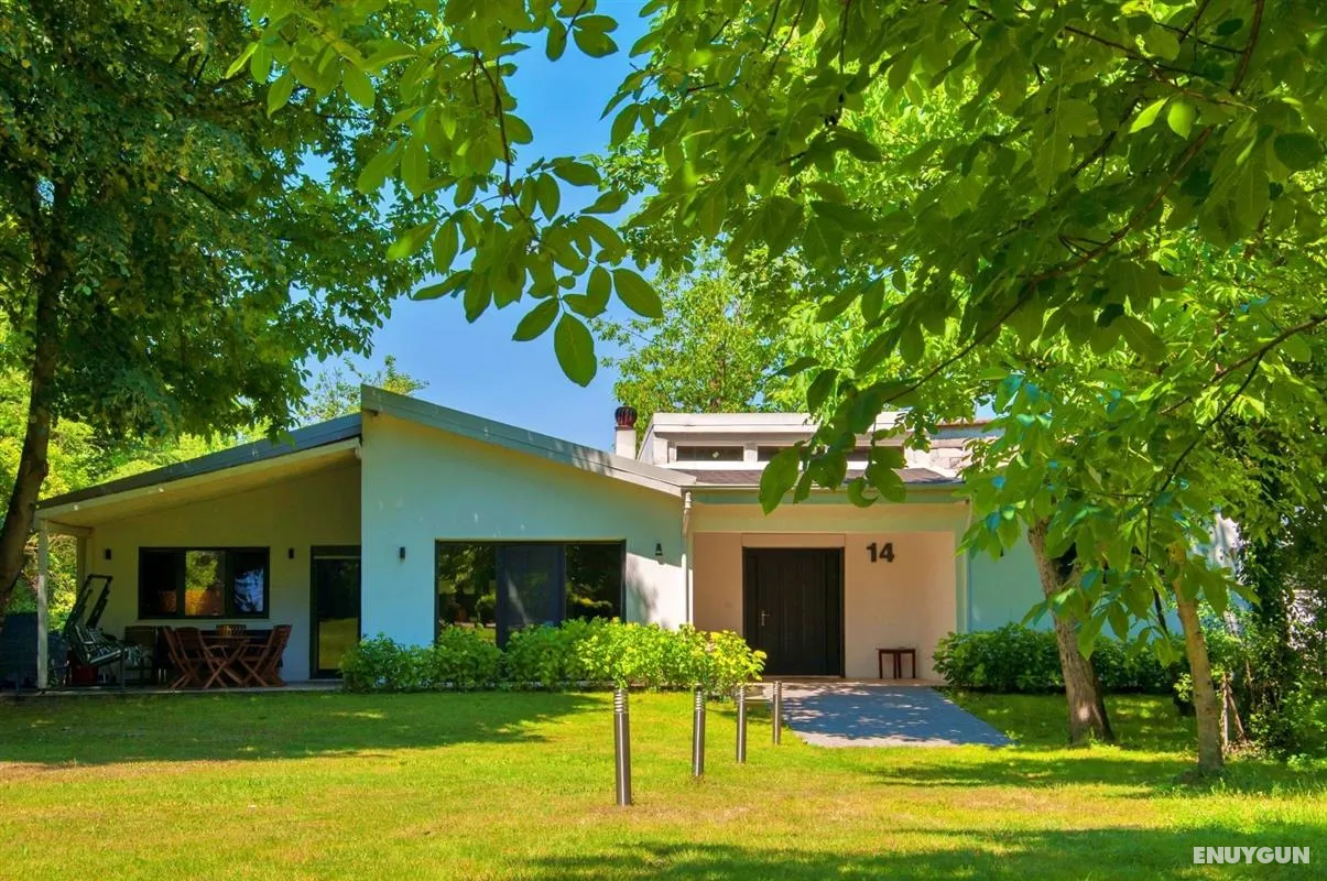 Three Bedroom Garden Villa Room