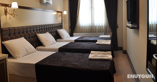 Triple, Land View