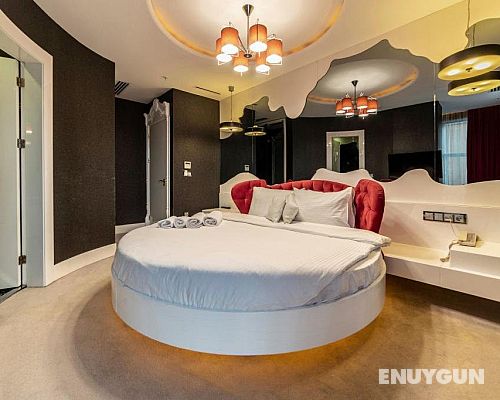 Standard Custom Room