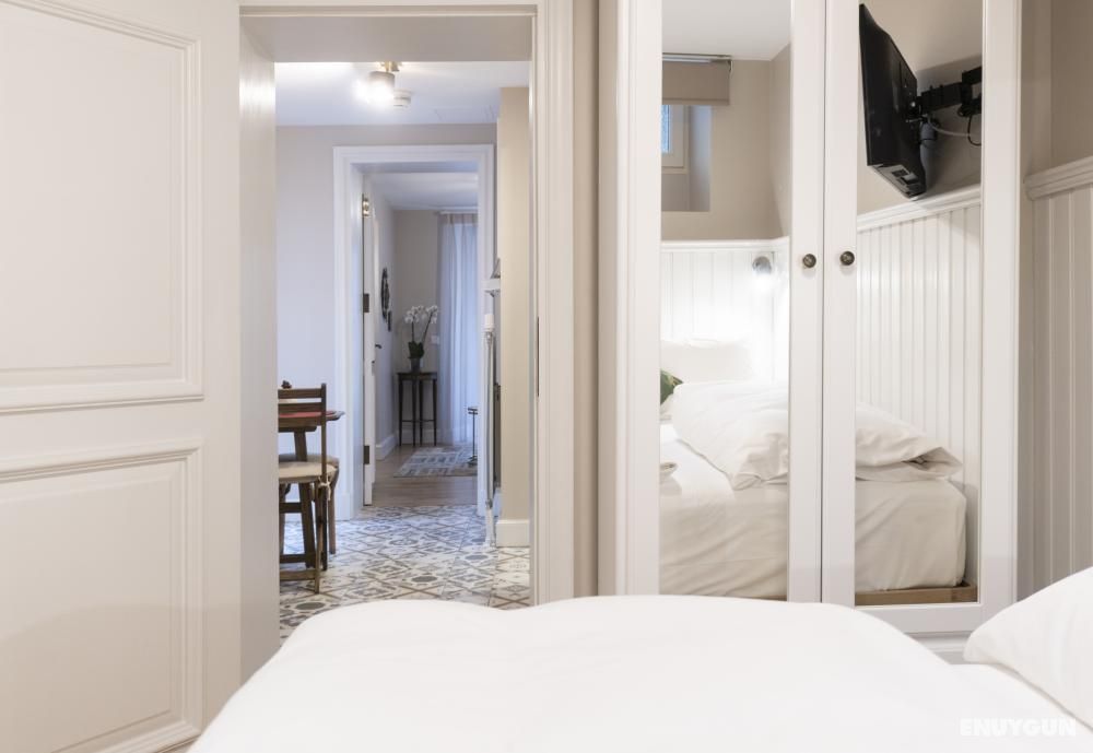 1 + 1 Flat, Ground Floor