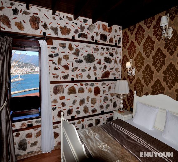 Yasemin Room, Sea View