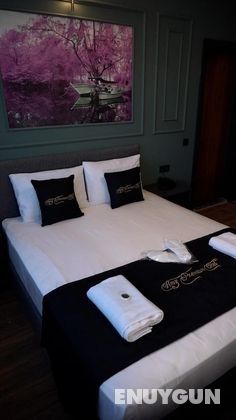 Economic Custom Room
