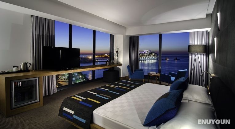 Deluxe Sea View