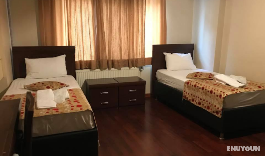 Room for 2 People