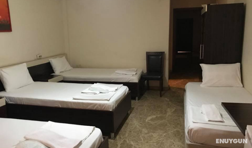 Room for 4 People