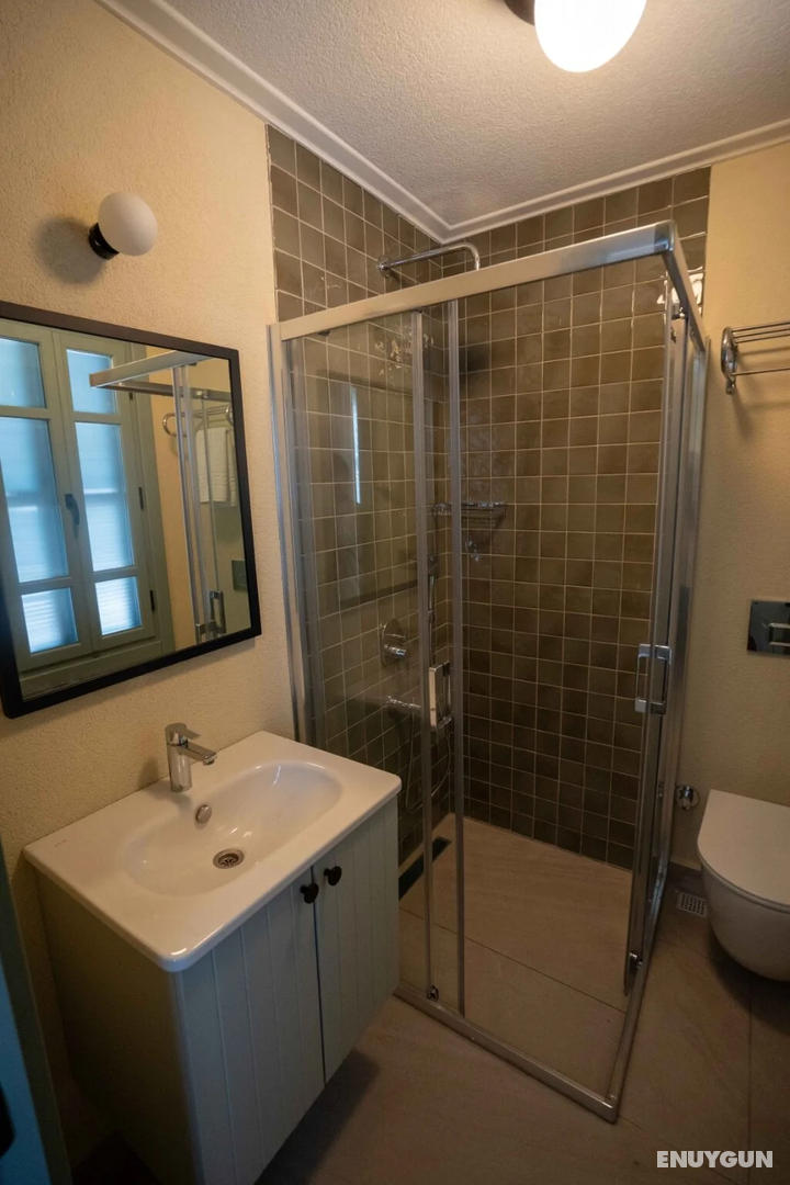 Standard Custom Room