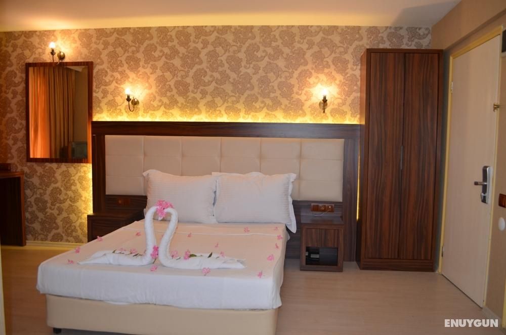 Standard Room, Land View