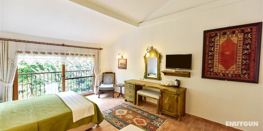 Standard Triple Room - Bed and Breakfast
