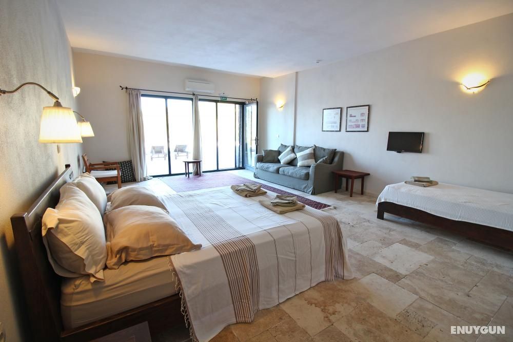 Family Room, Sea View