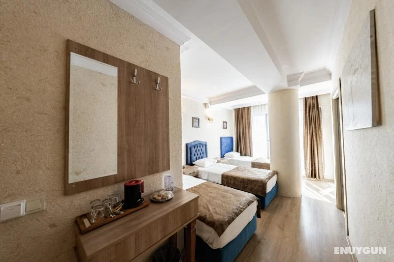 Standard Family Family Room