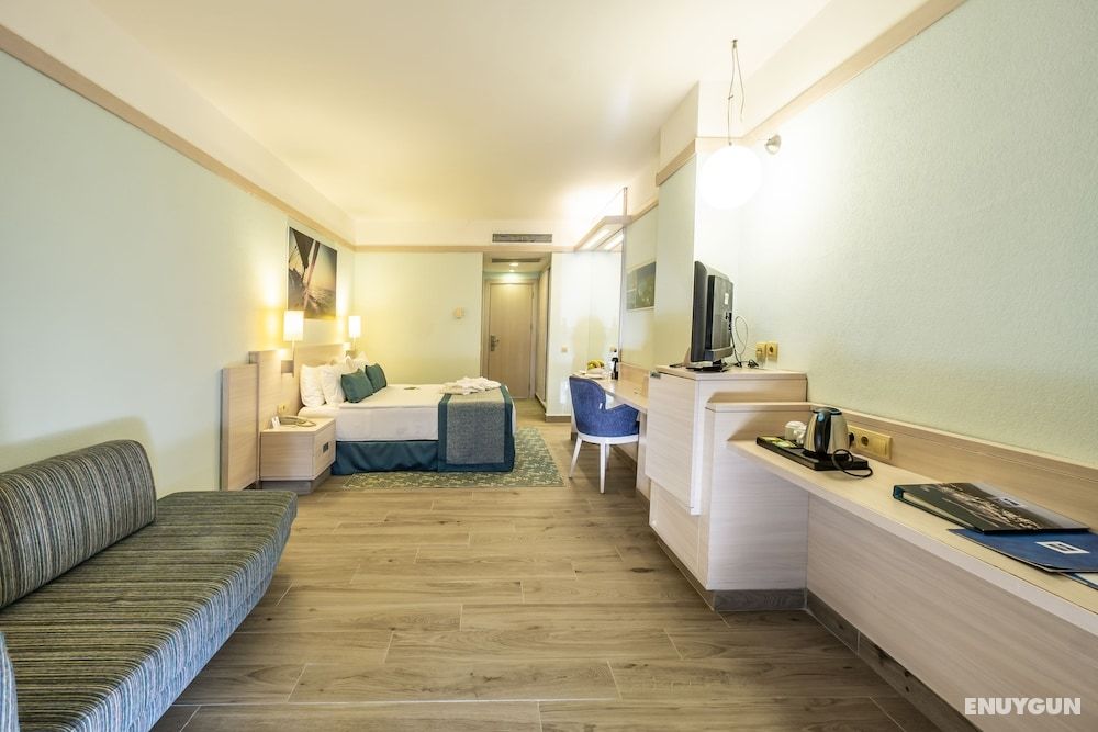 Standard Room, City View