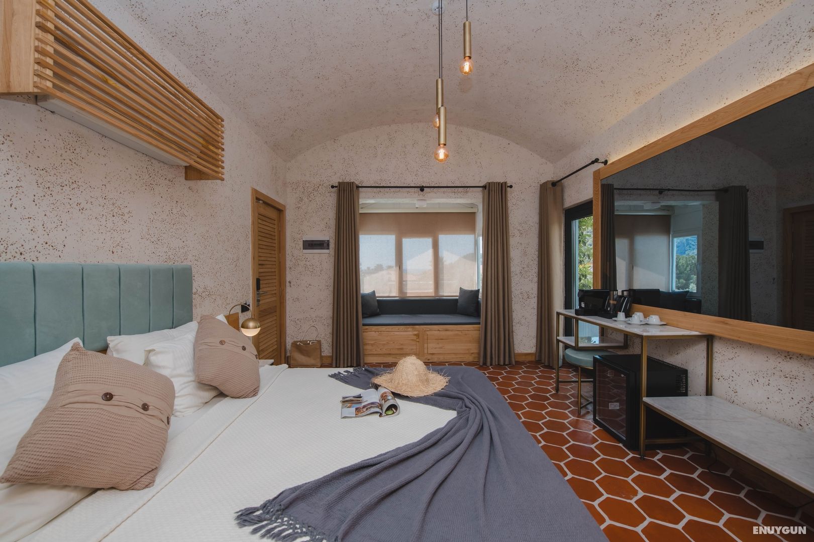 Penthouse Suite, Pool View