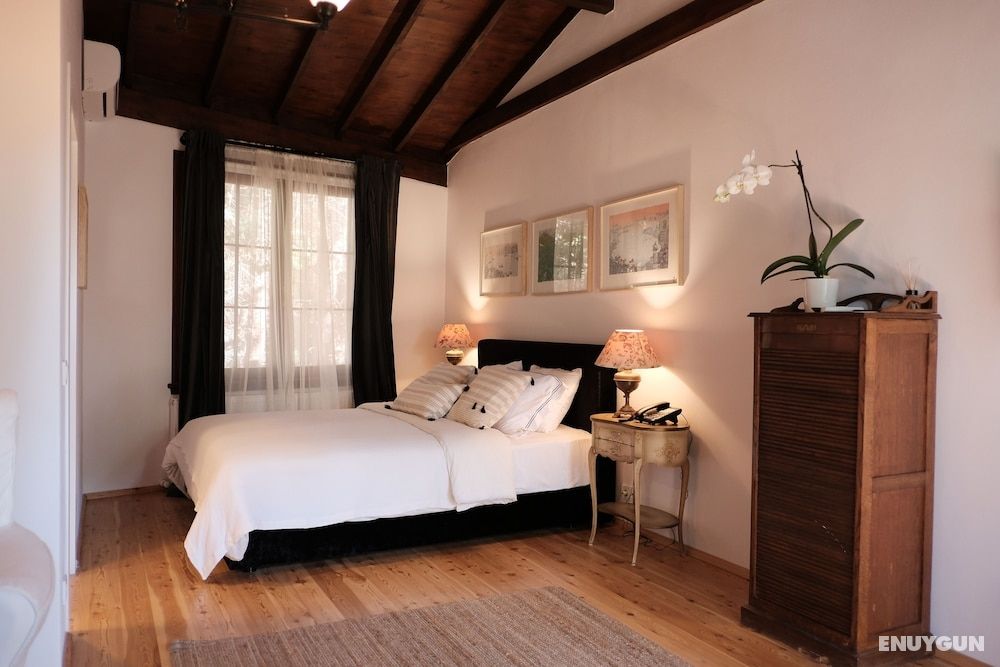 Superior Room, Garden View
