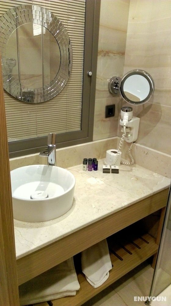 Standard Double Room, Lake View
