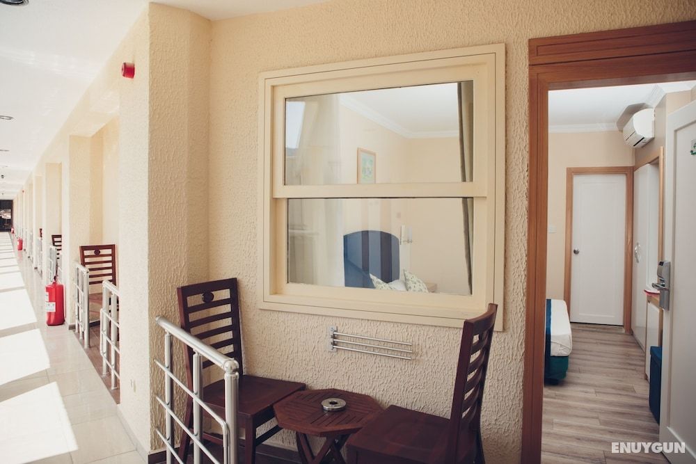 Economy Single Room