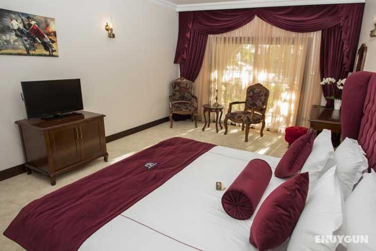 Bungalow Room