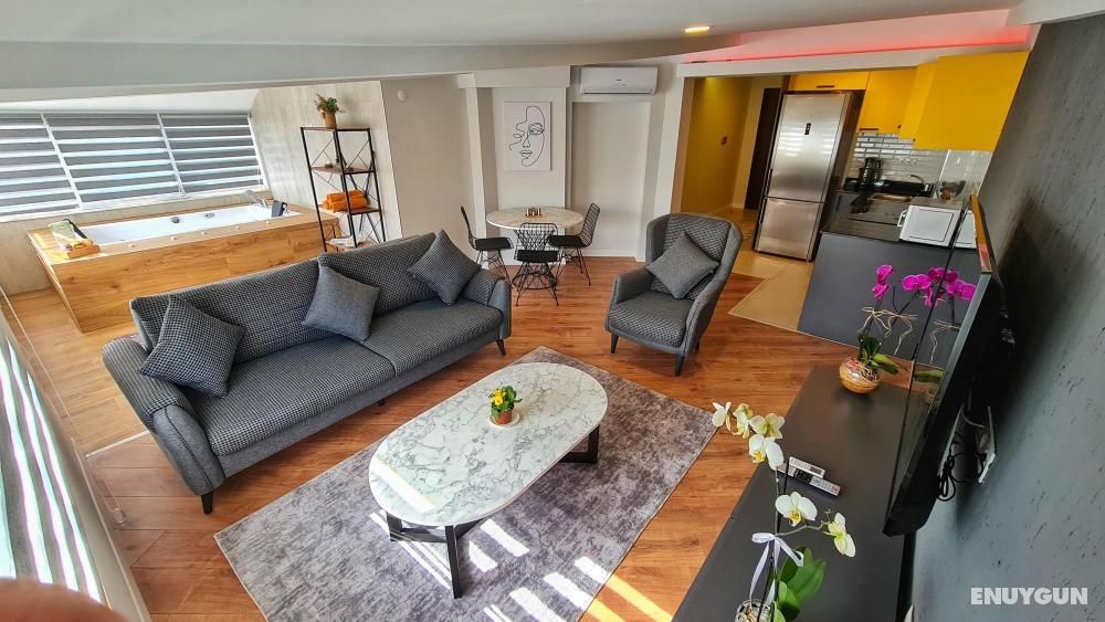 Apartment with Jacuzzi