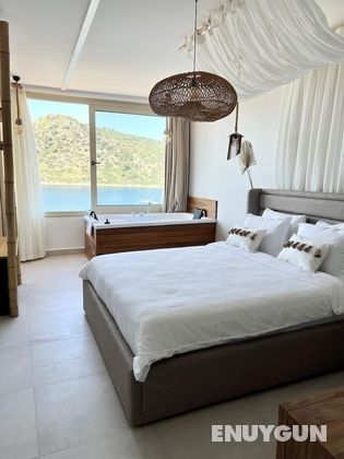 Standard Custom Sea View Room with Jacuzzi