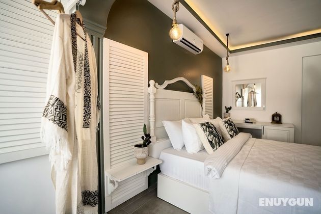 Suite Custom Room with Jacuzzi