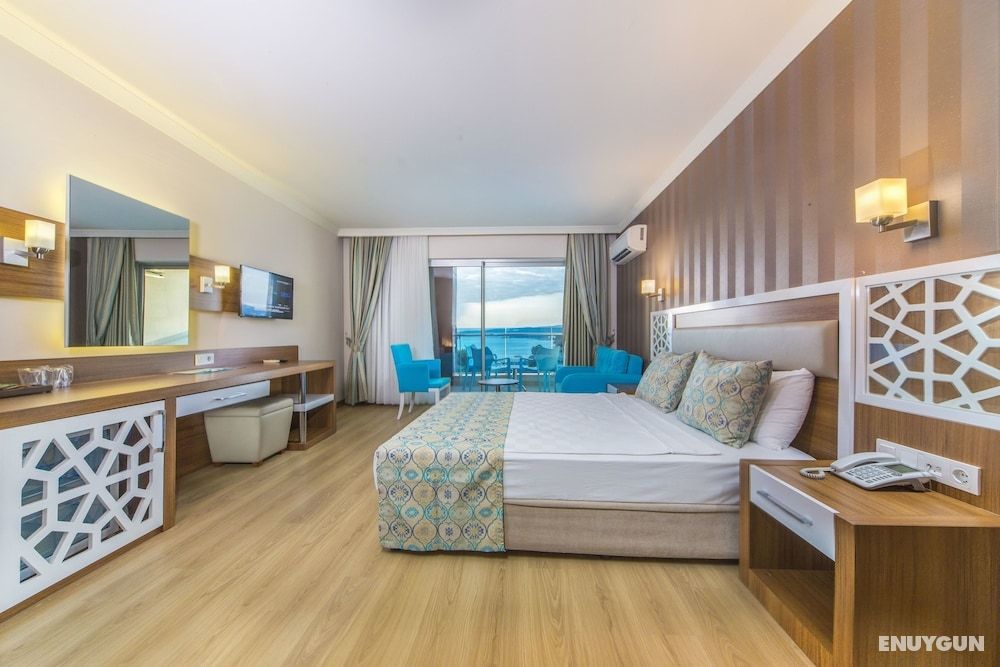 Resort Family Room