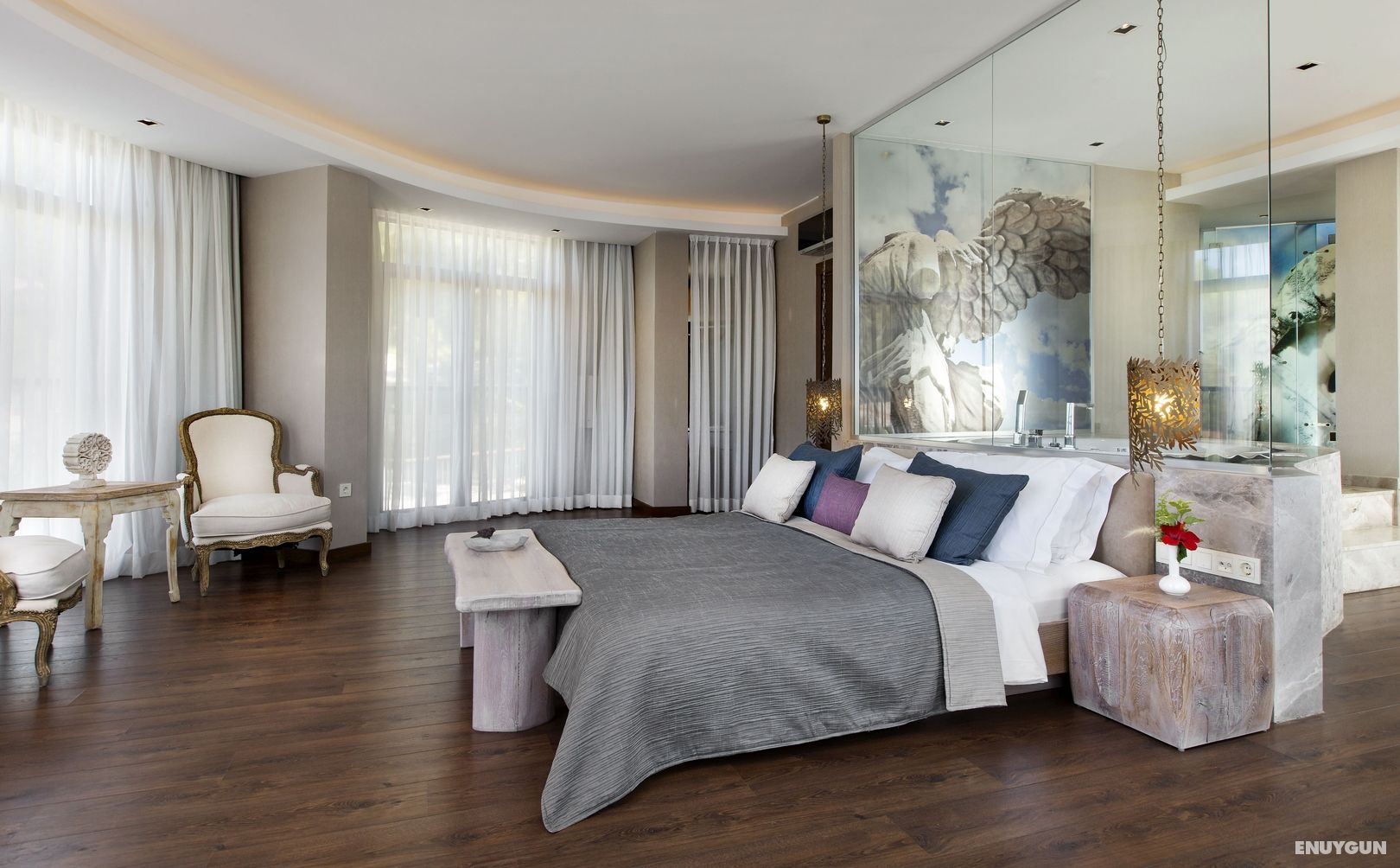 King Suite, Sea View