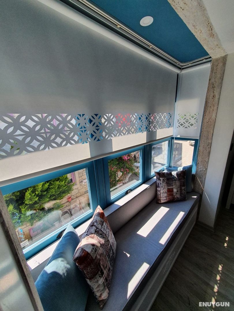 Bay Window Double Room with Street View