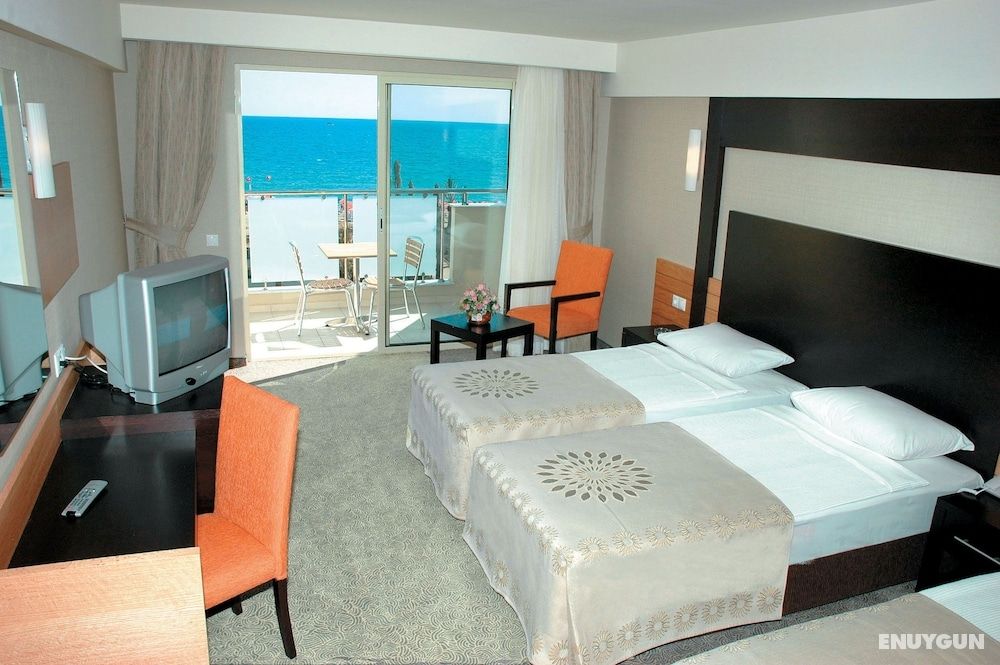 Standard Single Room, Land View