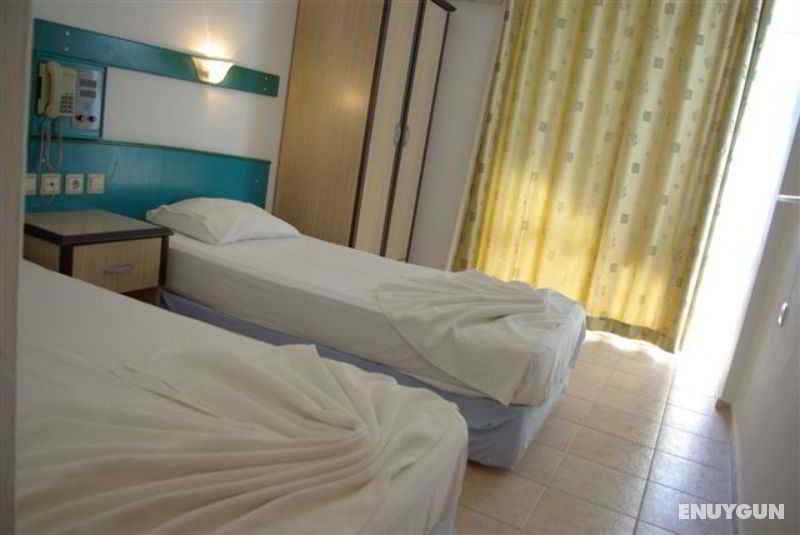Standard 1 Double Bed