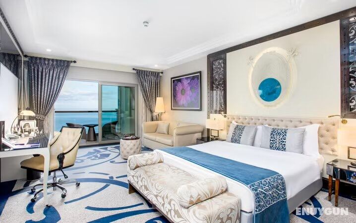 Premium Deluxe Room
