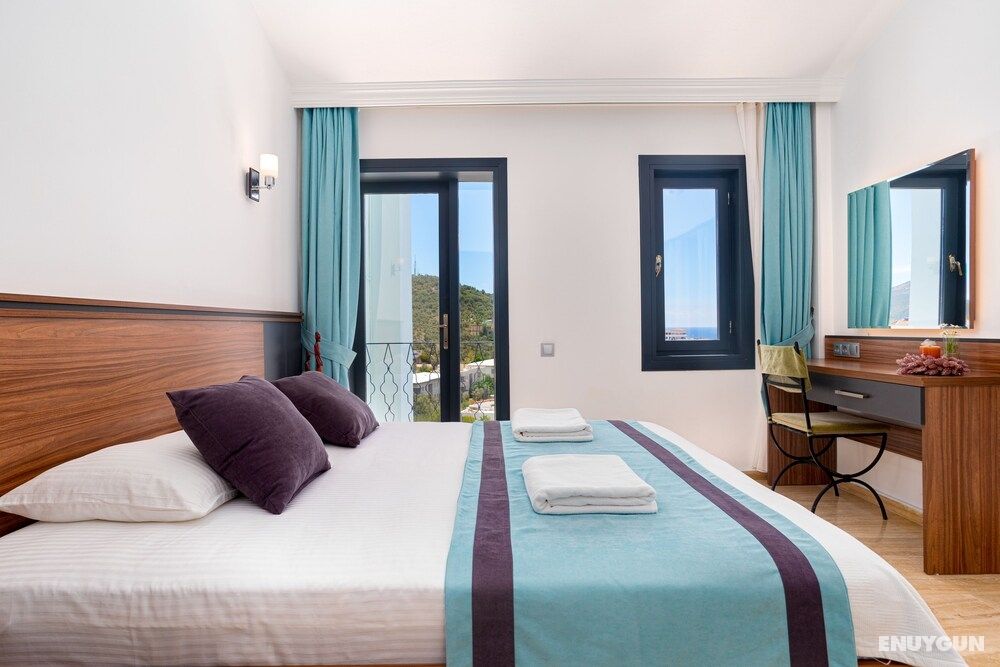 Superior Terrace Room