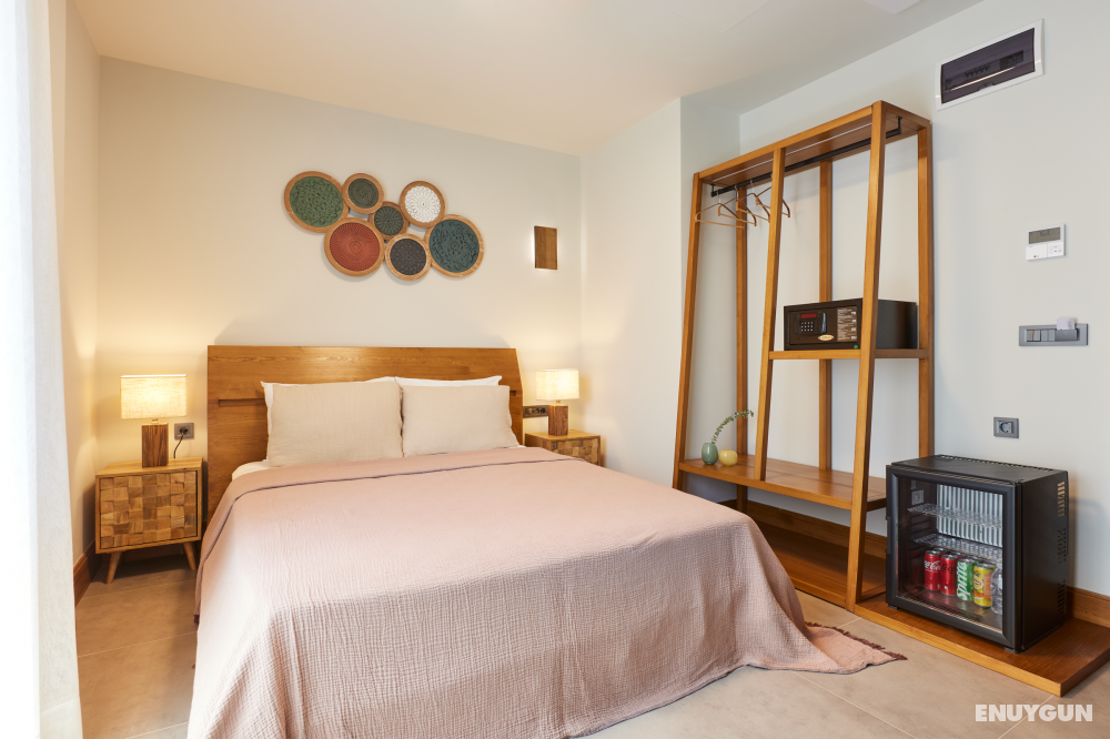Deluxe Room Upper Floor, No View, French Balcony