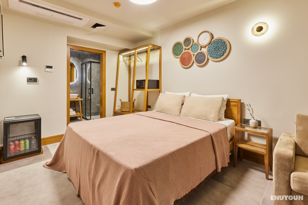 Superior Deluxe Room, No View, Basement Floor