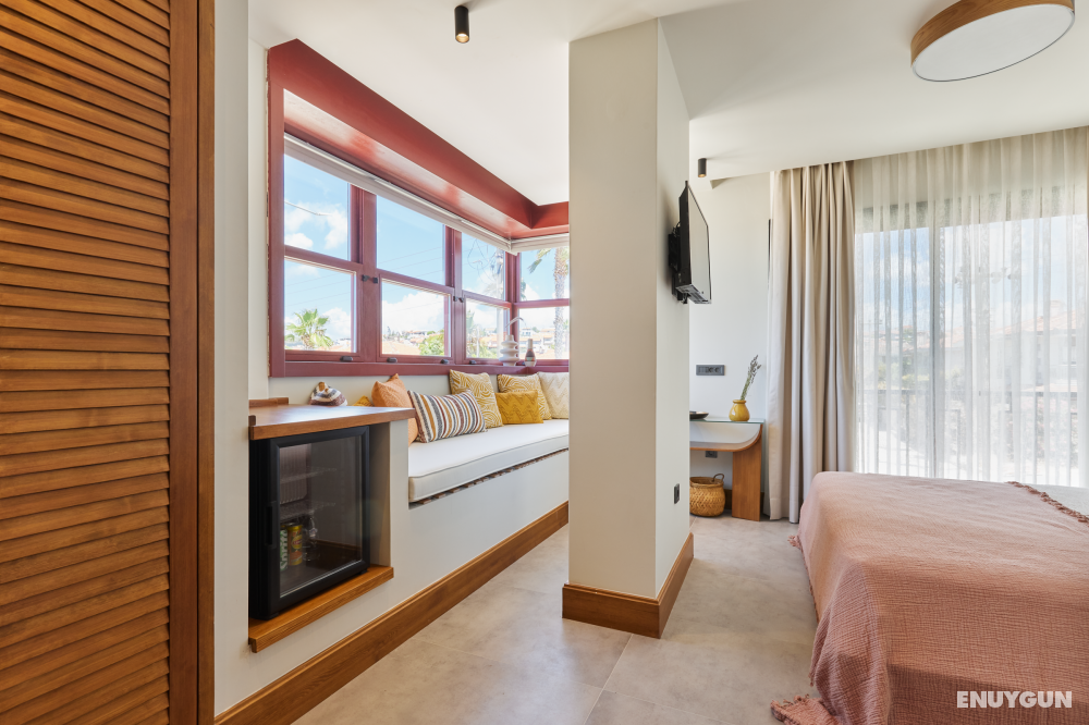 Bay Window Deluxe Room, City View, 2nd Floor
