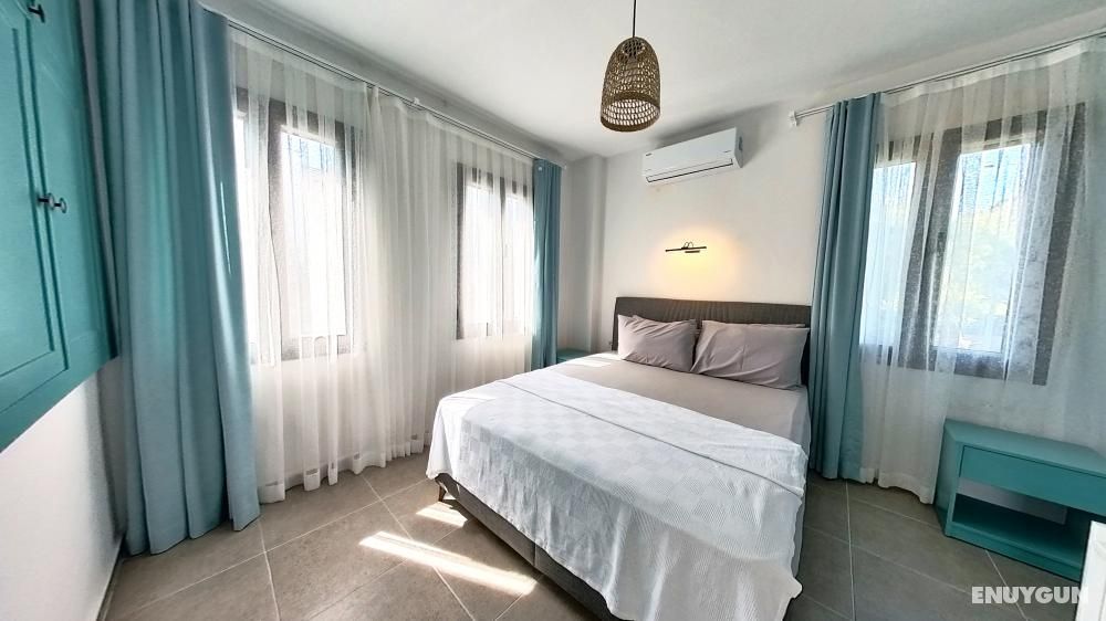 1+1 Family Room, Pool View, Terrace