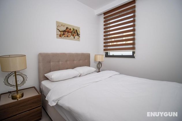 Two Bedroom Apartment -Garden Floor -Garden View