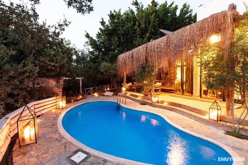 Privilege Honeymoon Villa, Sea View, Pool