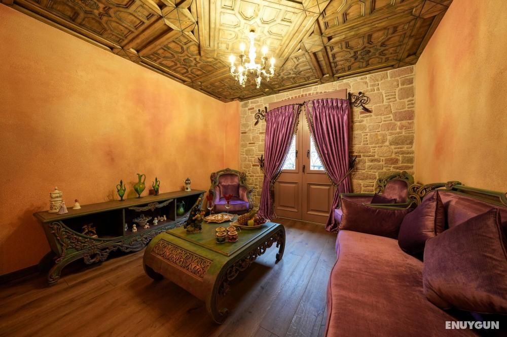 Junior Suite, Garden View