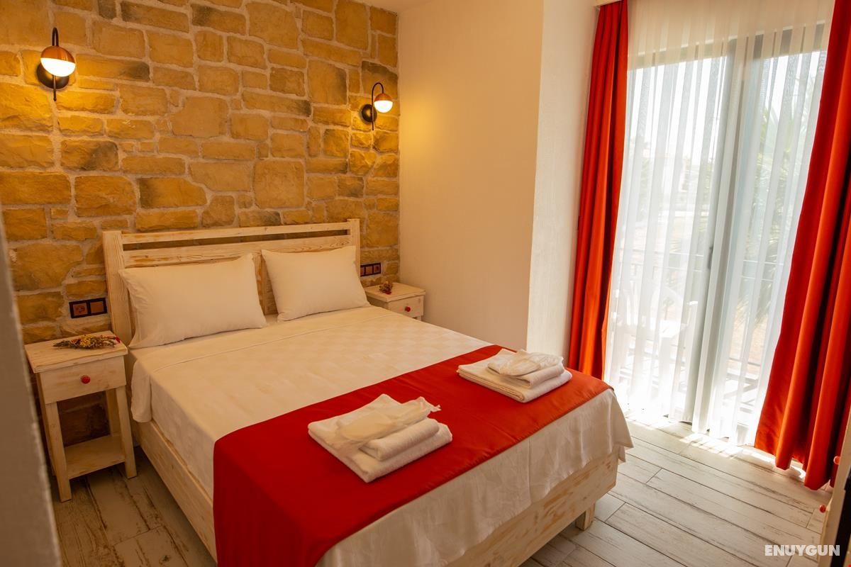 Deluxe Partial Sea View Room