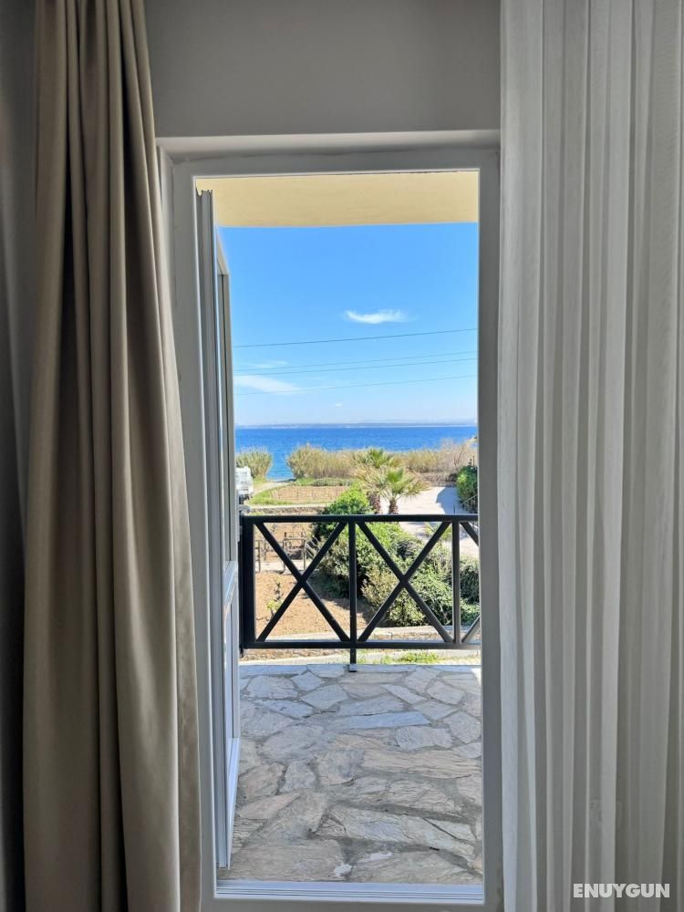 Deluxe Room with balcony, Sea View, 2nd Floor