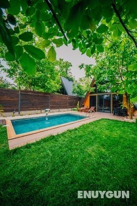 Deluxe Bungalow Room
