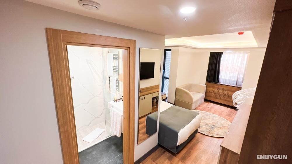 Standard Room, City View, Air Conditioning