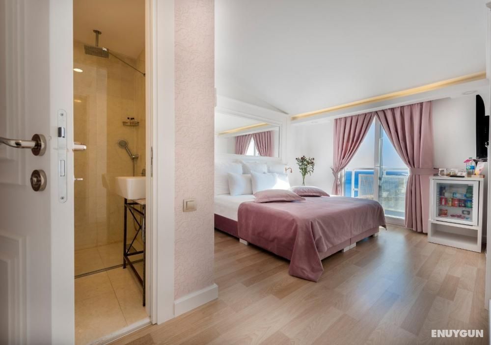 Standard Room, City View