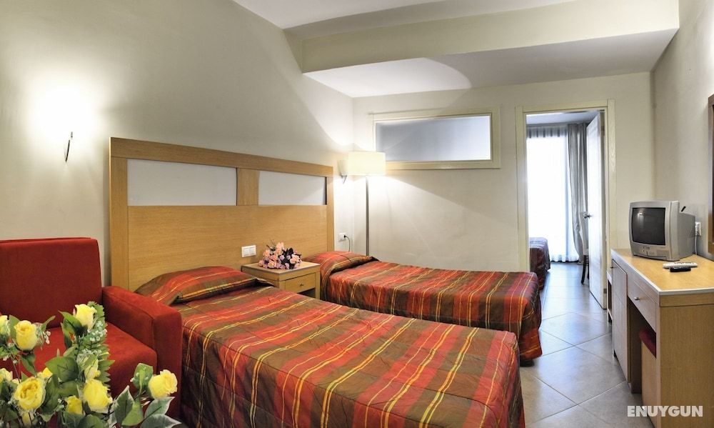 Family Club Room