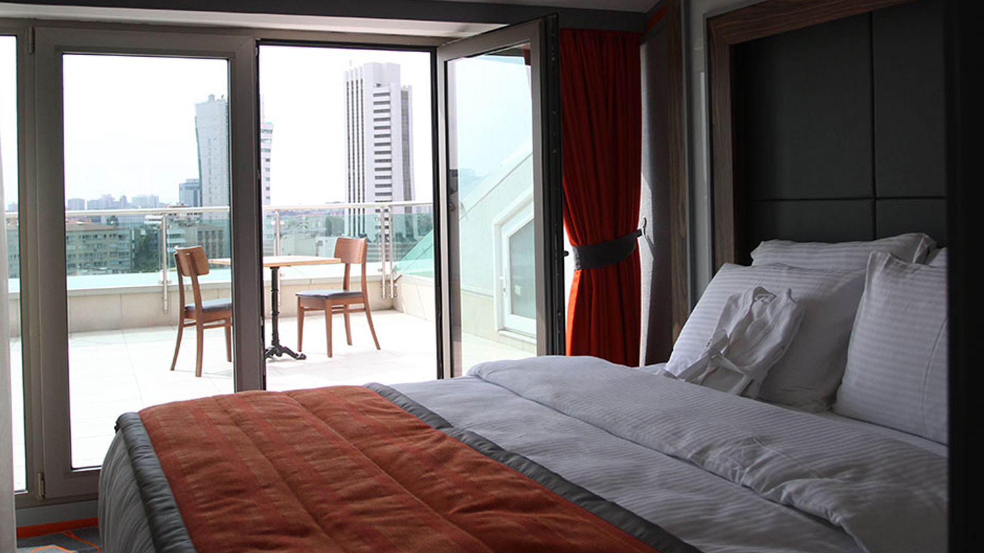 Suite Room