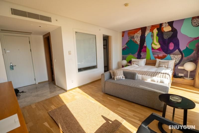Comfort Custom Garden View Room