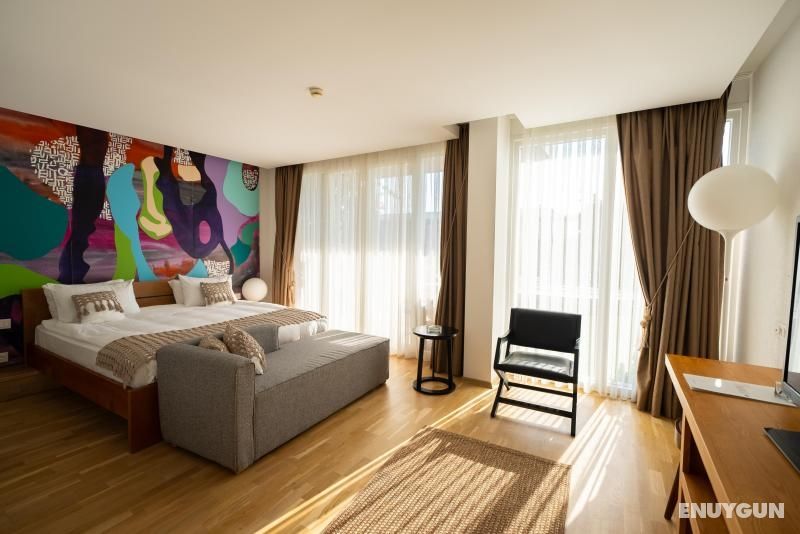 Comfort Custom Sea View Room