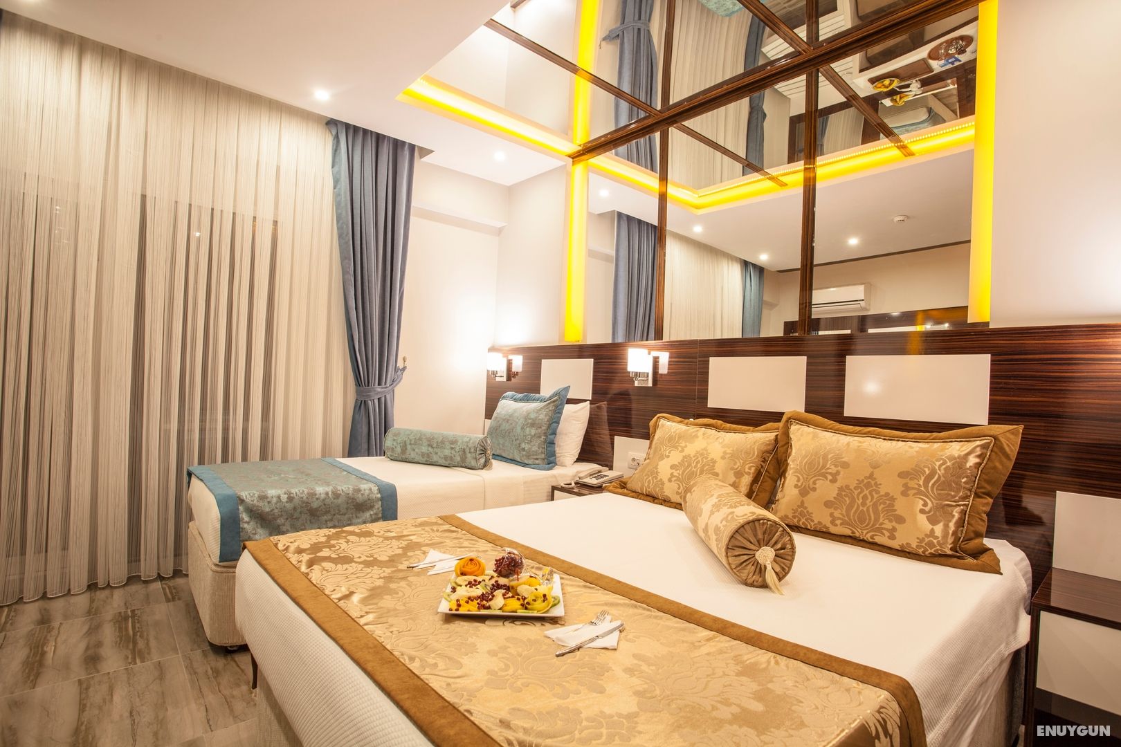 Deluxe Triple Room with Pool View