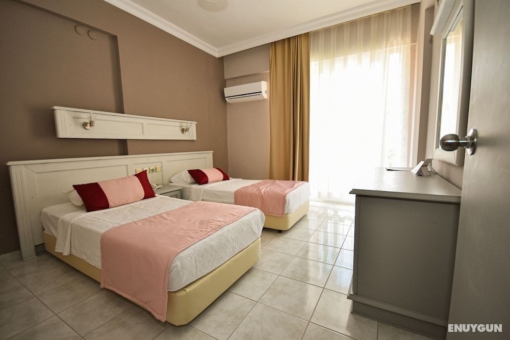 Family Apartment, 2 Bedrooms, Non-Smoking, Beachfront